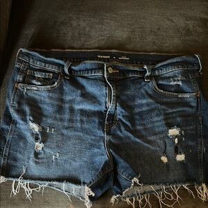 Old Navy | Size 16 | Dark Wash Denim Shorts | Frayed Hem